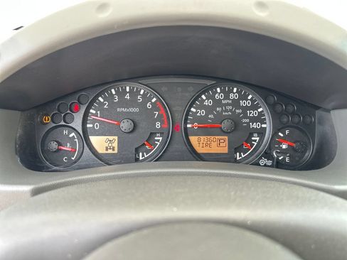 Used 2018 Nissan Frontier SV AWD/4WD image 16
