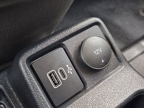 Used 2023 Ford Transit Connect XLT FWD image 20