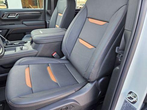 New 2026 GMC Sierra 2500 AT4 image 23