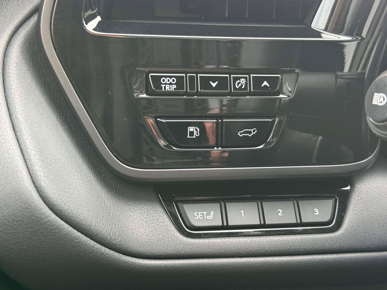 Used 2025 Lexus TX 350 AWD w/ Technology Package image 26
