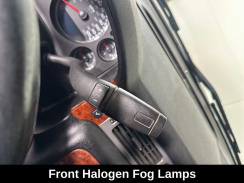 Used 2011 Chevrolet Silverado 1500 LTZ w/ LTZ White Diamond Edition image 22