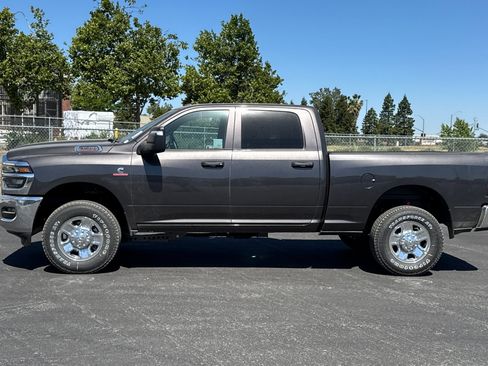 New 2026 RAM 3500 Tradesman AWD/4WD image 6