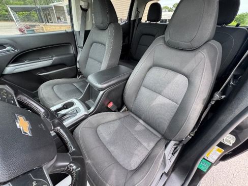 Used 2018 Chevrolet Colorado LT RWD image 9