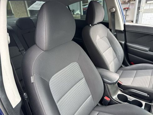 Used 2018 Kia Forte LX w/ LX Popular Package image 27