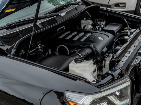 Used 2018 Toyota Sequoia Limited image 44