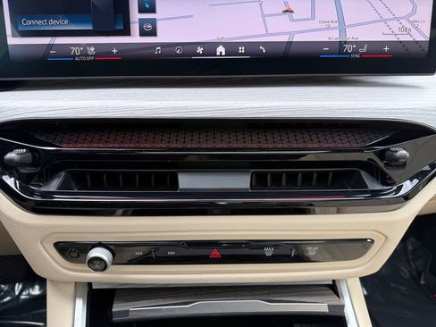 Certified 2025 BMW i4 xDrive40i AWD/4WD image 28