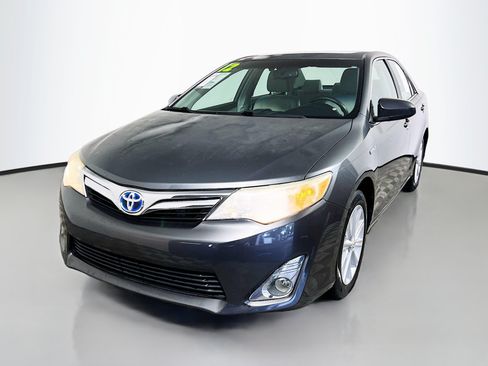 Used 2012 Toyota Camry XLE w/ Convenience Pkg FWD image 10