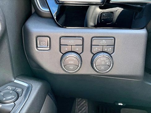 Certified 2023 Chevrolet Silverado 1500 RST image 27