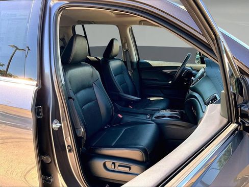 Used 2023 Honda Ridgeline RTL-E image 32