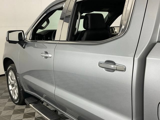 Used 2023 Chevrolet Silverado 1500 LTZ AWD/4WD image 35