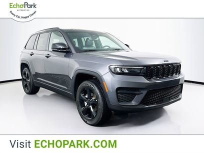 Used 2024 Jeep Grand Cherokee Altitude