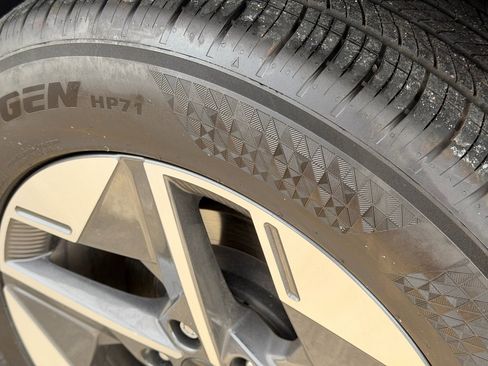 Certified 2025 Hyundai Tucson SEL image 31