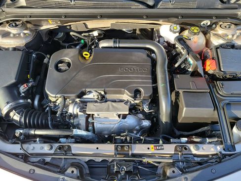 Used 2024 Chevrolet Malibu LT image 29