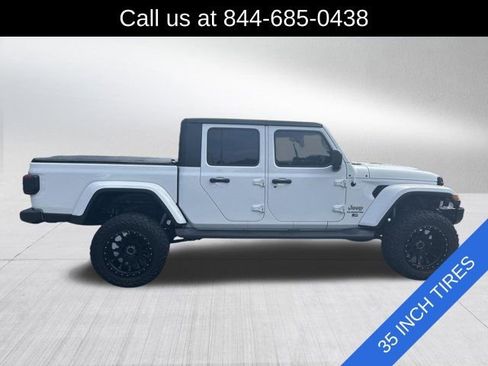 Certified 2020 Jeep Gladiator Overland image 4