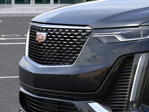 New 2025 Cadillac XT6 Luxury image 37