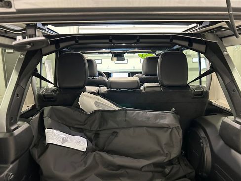 Used 2024 Jeep Wrangler Unlimited Sahara w/ Technology Group image 32