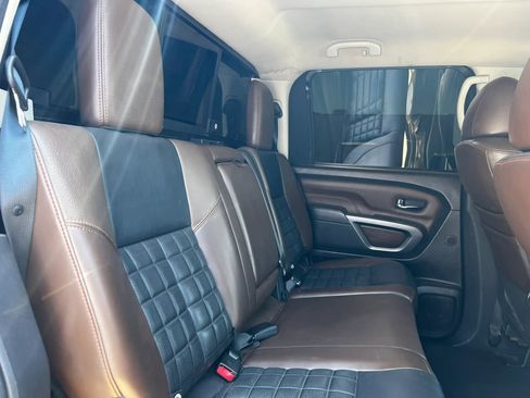 Used 2016 Nissan Titan Platinum Reserve AWD/4WD image 23