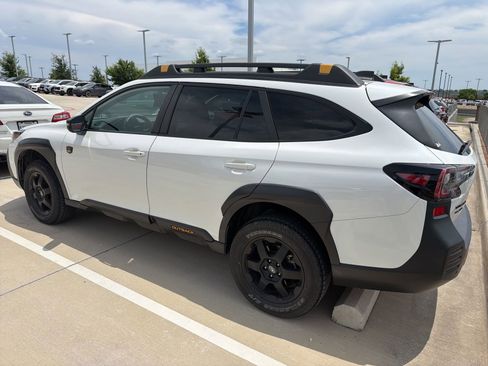 Used 2023 Subaru Outback Wilderness AWD/4WD image 4
