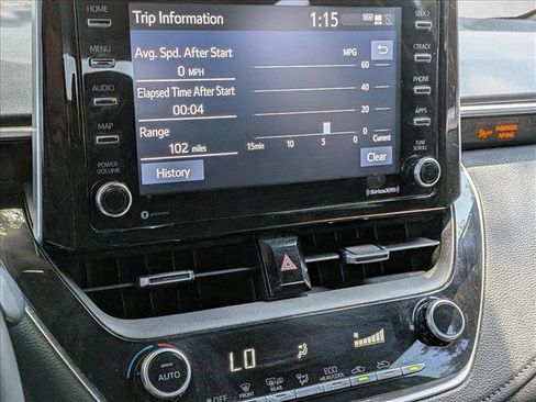 Used 2021 Toyota Corolla SE FWD image 5
