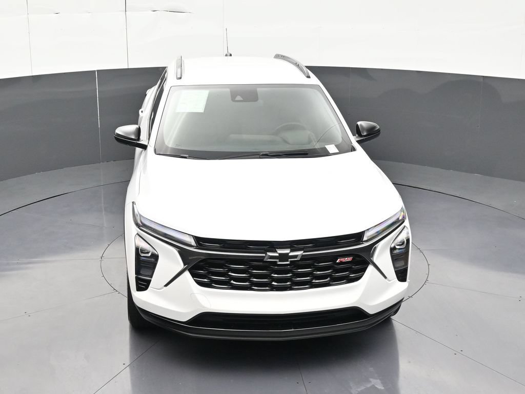 Used 2025 Chevrolet Trax RS FWD image 22