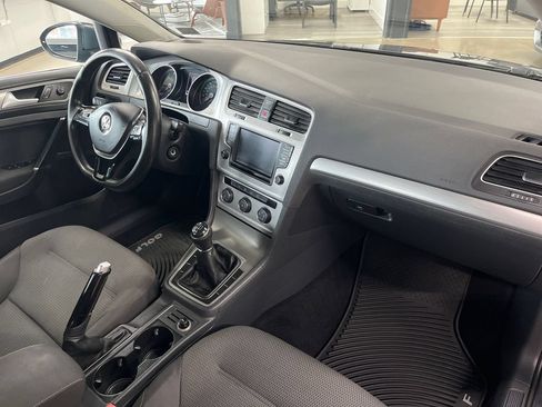 Used 2016 Volkswagen Golf S FWD image 51