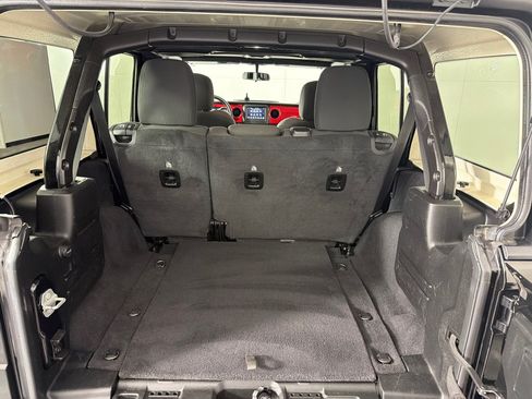 Used 2020 Jeep Wrangler Unlimited Sport AWD/4WD image 20