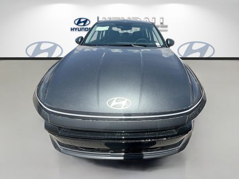 New 2026 Hyundai Sonata SEL FWD image 2