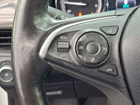Used 2019 Buick Envision Essence image 10