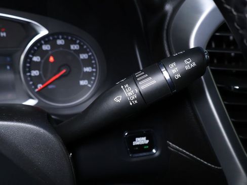 Used 2023 GMC Acadia SLT image 26