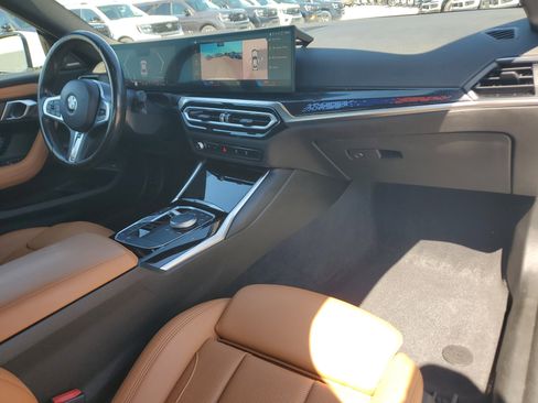 Used 2024 BMW 230i Coupe w/ Premium Package RWD image 10