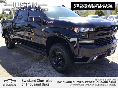 Used 2019 Chevrolet Silverado 1500 LT Trail Boss AWD/4WD image 1