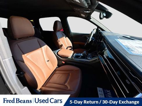 Used 2023 Audi Q7 3.0T Premium w/ Convenience Package image 32
