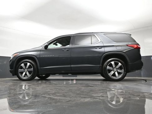 Used 2021 Chevrolet Traverse LT w/ LT Premium Package AWD/4WD image 25