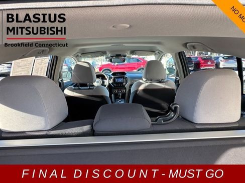 Used 2023 Subaru Crosstrek 2.0i Premium image 36