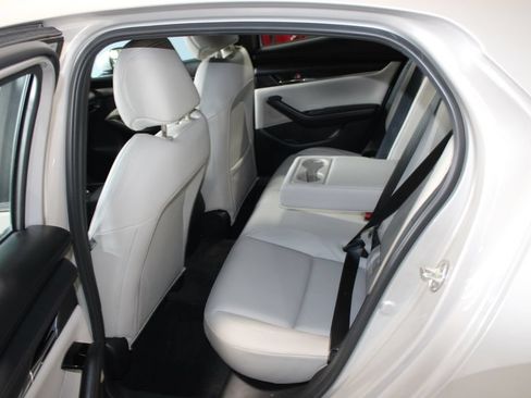 Used 2023 MAZDA MAZDA3 s FWD image 11
