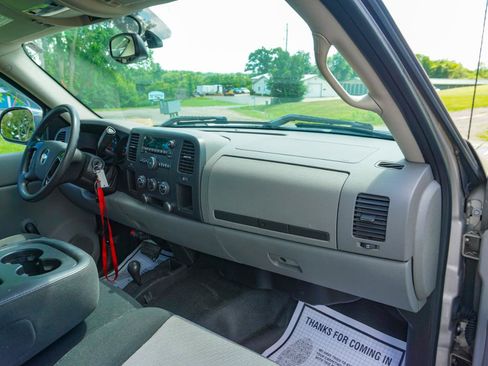 Used 2008 Chevrolet Silverado 1500 W/T w/ Towing Package AWD/4WD image 14