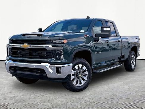 New 2026 Chevrolet Silverado 2500 LT w/ Safety Package AWD/4WD image 3