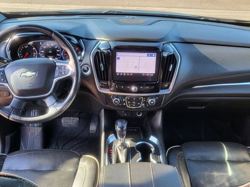 Used 2022 Chevrolet Traverse Premier w/ Redline Edition FWD image 30