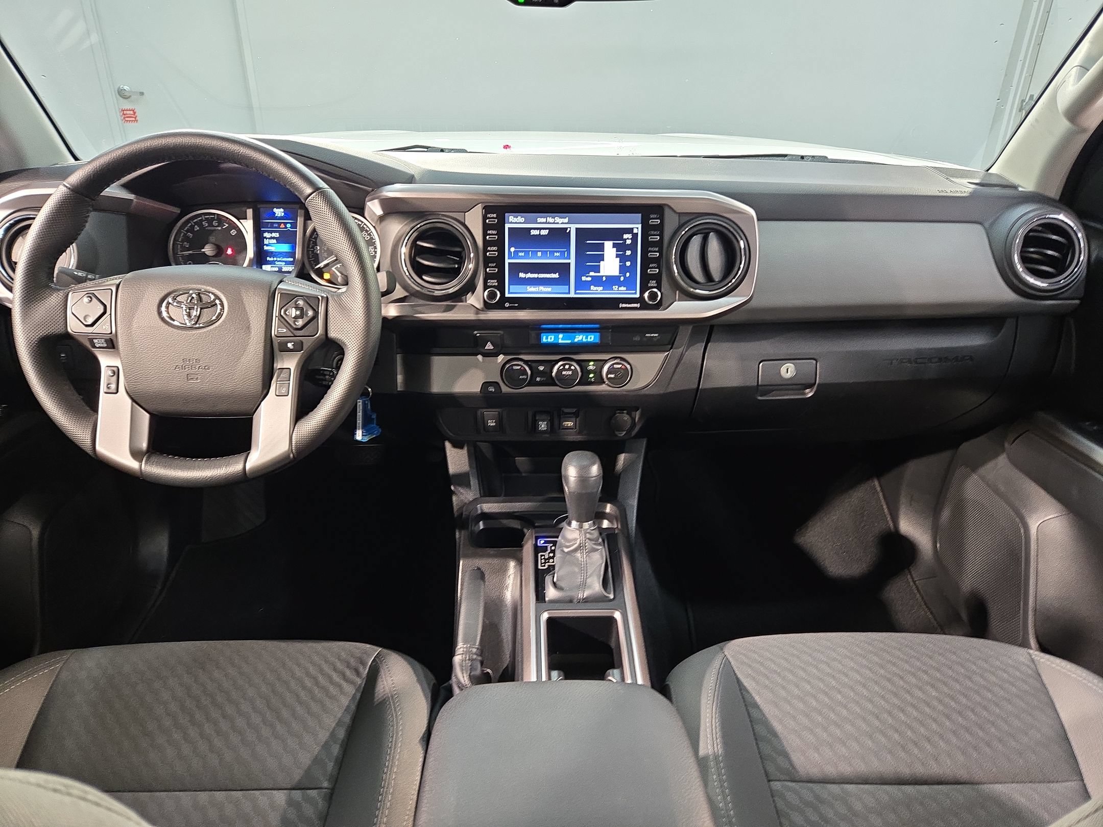 Used 2022 Toyota Tacoma SR5 RWD image 10