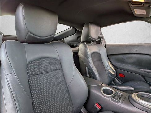 Used 2010 Nissan 370Z Touring image 16