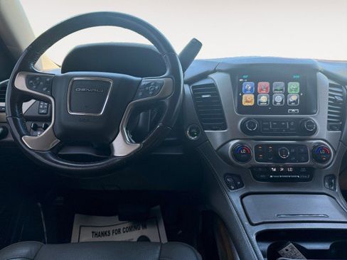 Used 2019 GMC Yukon Denali w/ Denali Ultimate Package AWD/4WD image 6