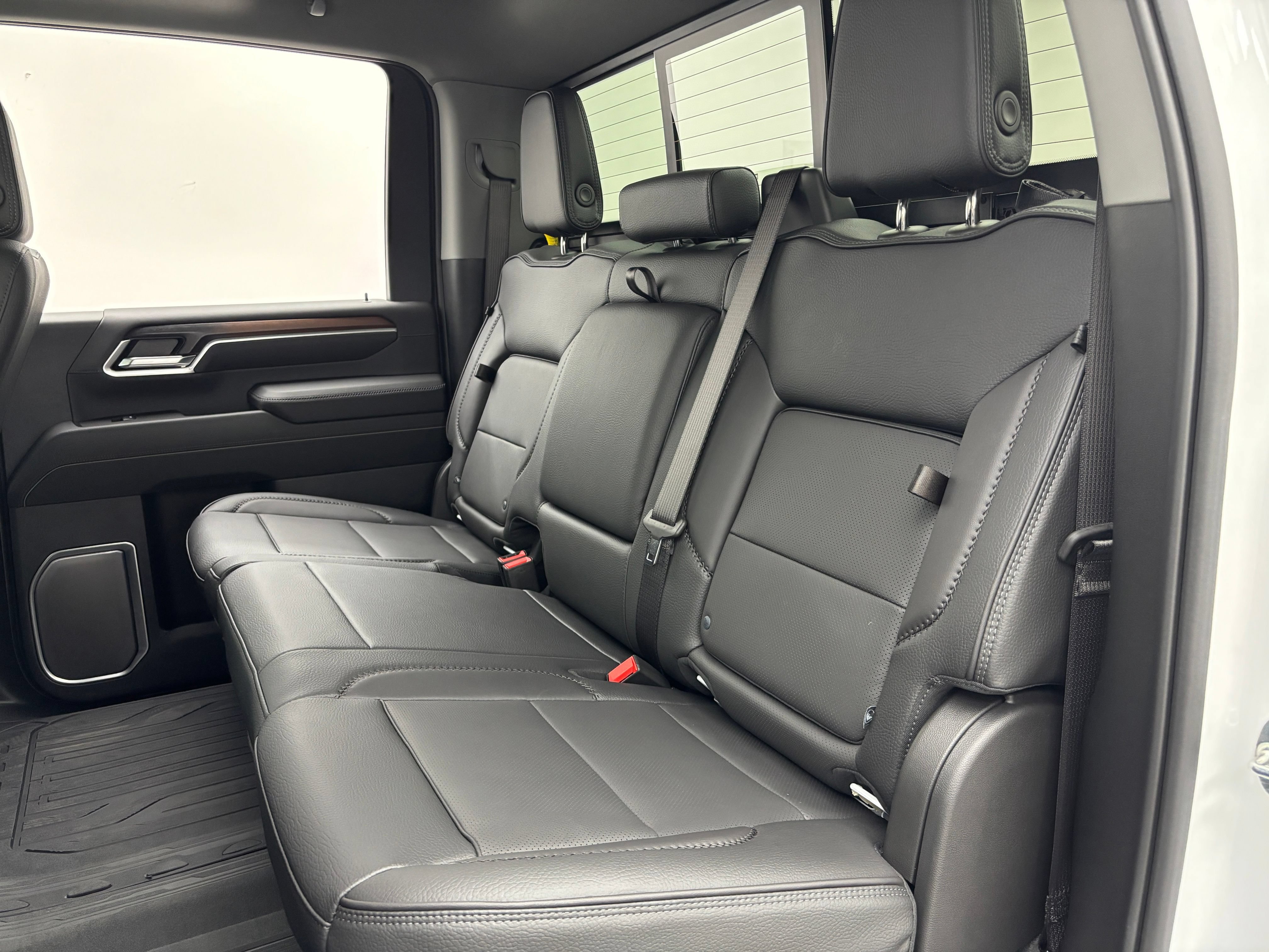 New 2026 GMC Sierra 3500 Denali w/ Denali Reserve Package AWD/4WD image 47