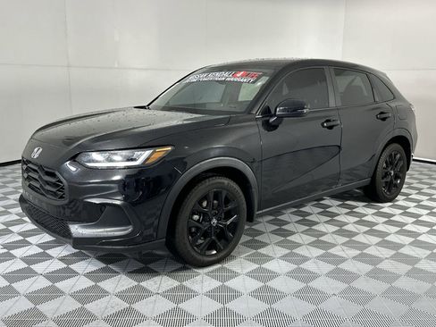 Used 2023 Honda HR-V Sport image 4
