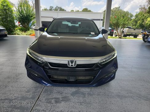 Used 2019 Honda Accord Touring image 9