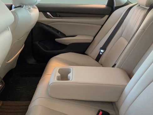 Used 2021 Honda Accord Touring image 28