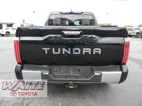 Used 2022 Toyota Tundra Capstone AWD/4WD image 3