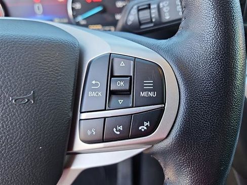 Used 2022 Ford Explorer XLT w/ Equipment Group 202A image 19