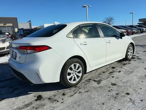 Used 2023 Toyota Corolla LE image 8