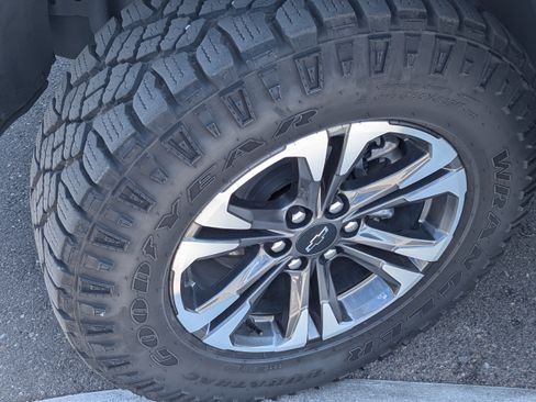 Certified 2022 Chevrolet Colorado Z71 AWD/4WD image 45