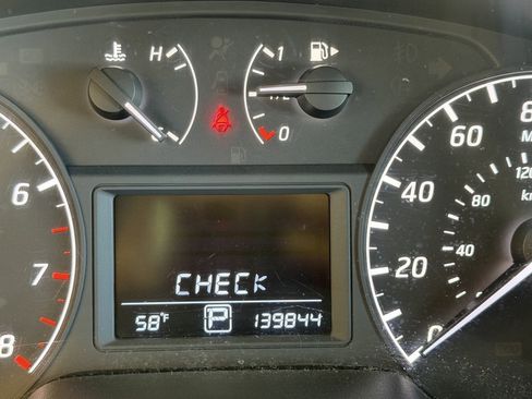 Used 2013 Nissan Sentra S image 8